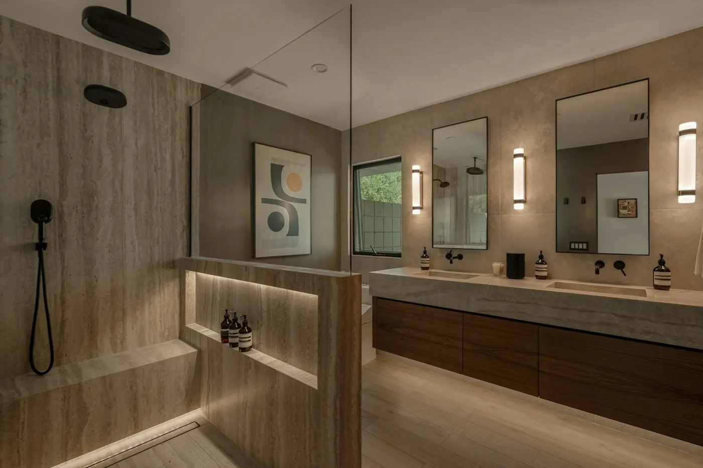 Salle de bain moderne avec double vasque