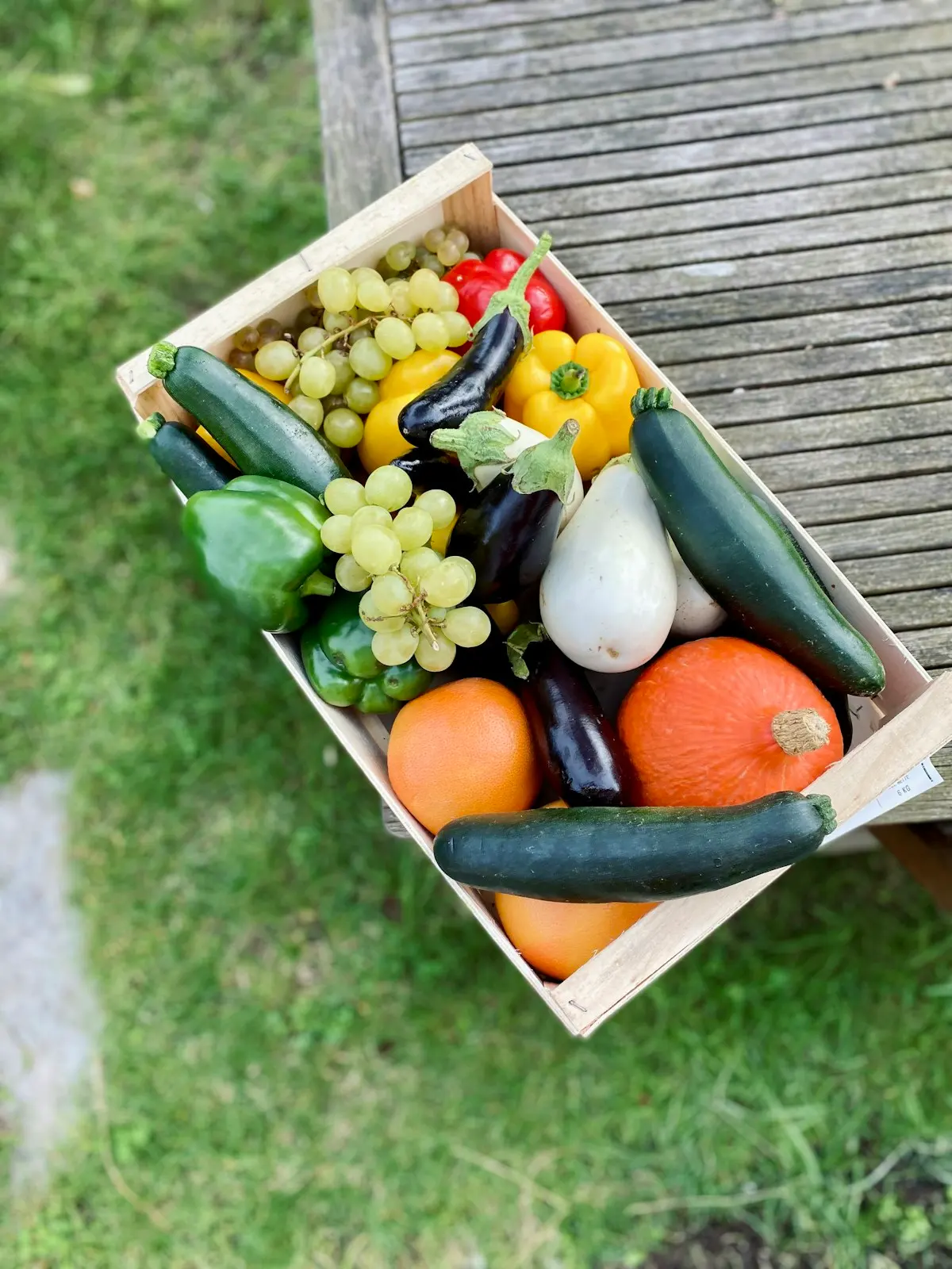 Cagette de légumes et de fruits de saison